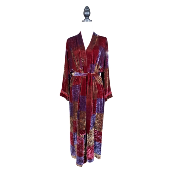 Soma Vintage Velvet Multi-Colored Embellished Patchwork Robe - Picture 3 of 9